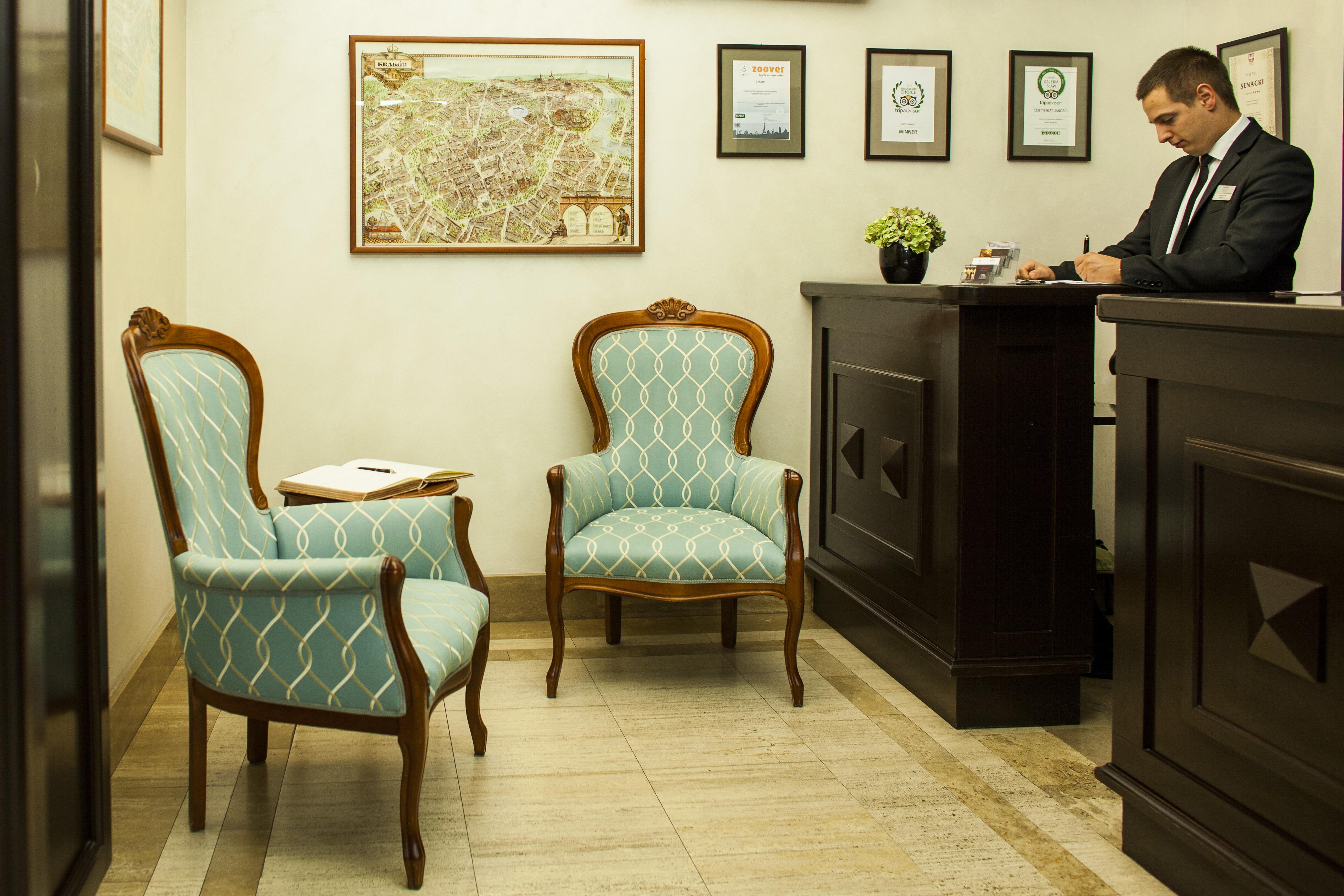 Hotel Senacki Красков Екстериор снимка