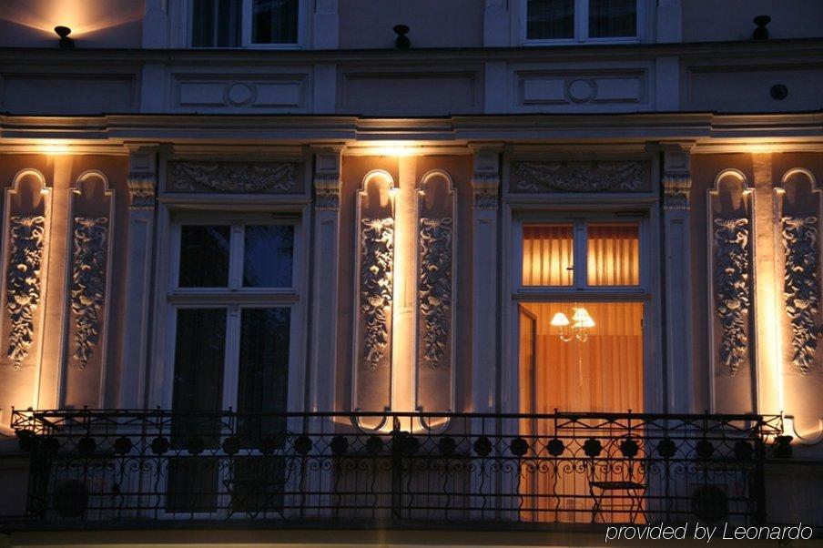 Hotel Senacki Красков Екстериор снимка