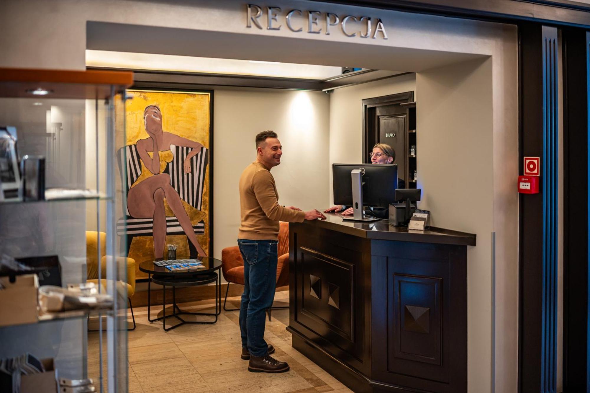 Hotel Senacki Красков Екстериор снимка